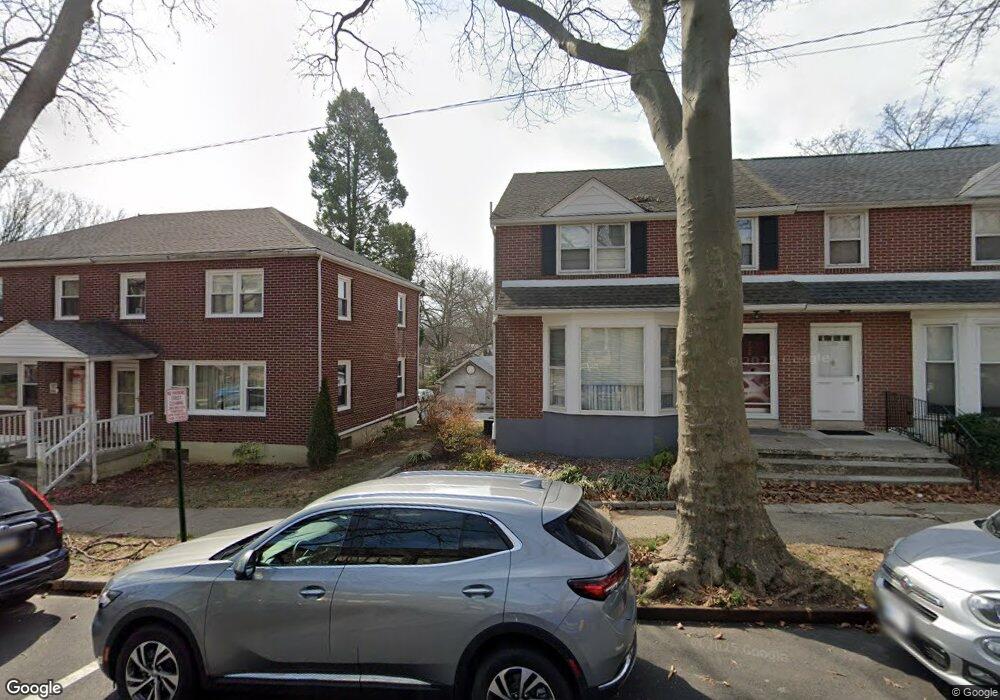 722 Franklin St, West Reading, PA 19611 - photo 1