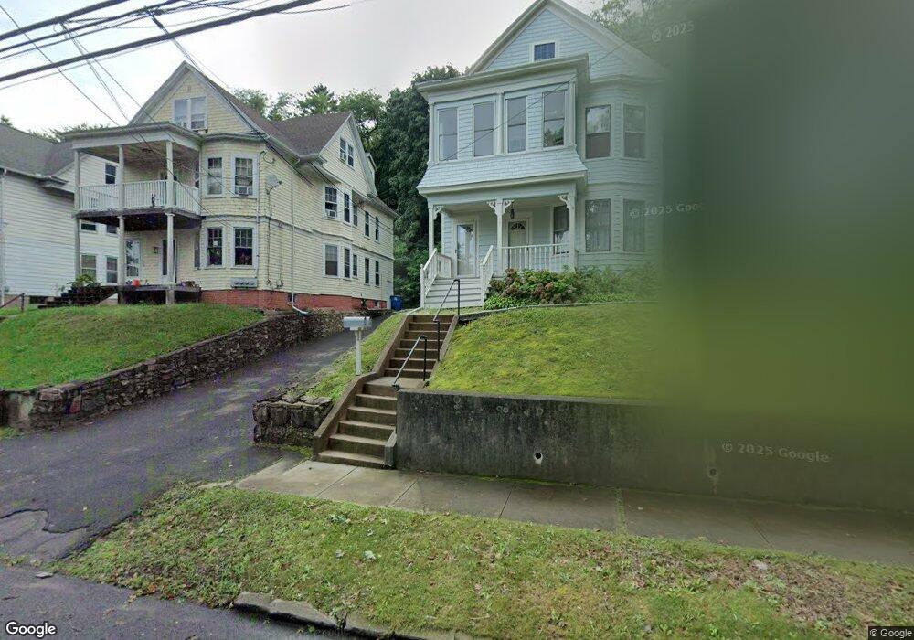 991 Townsend Ave, New Haven, CT 06512 - photo 1