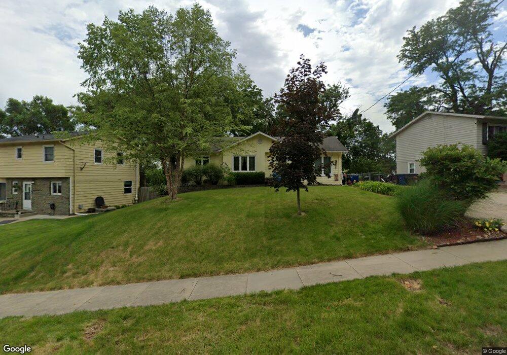 4201 Timber Ln, Des Moines, IA 50317 - photo 1