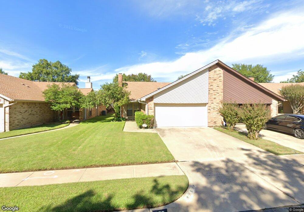 309 Mountain View Ct, Bedford, TX 76021 - photo 1