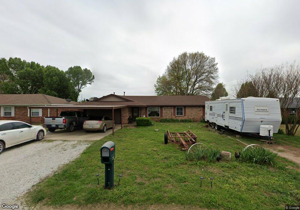 2911 Franklin Dr, Shawnee, OK 74804 - photo 1