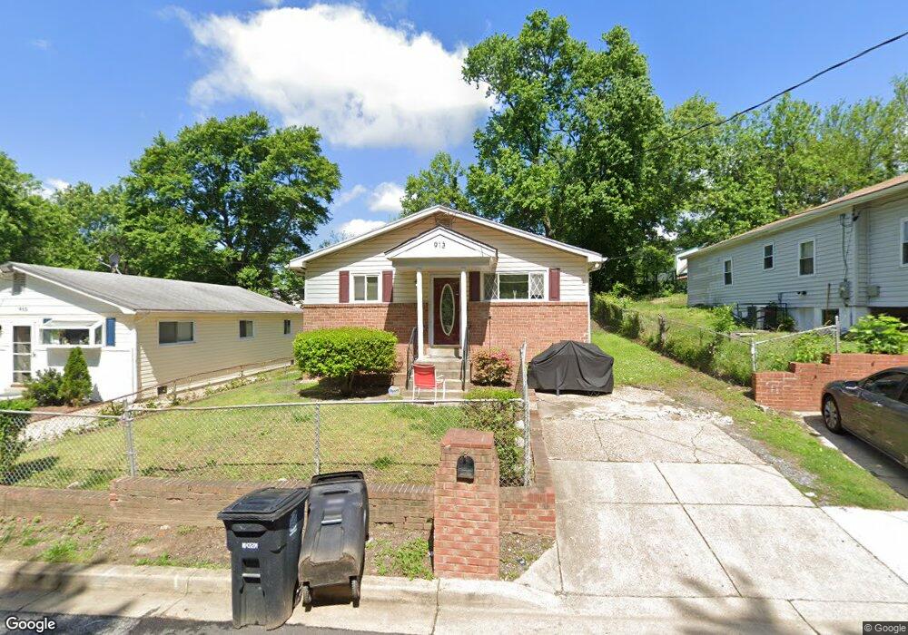 913 Elfin Ave, Capitol Heights, MD 20743 - photo 1