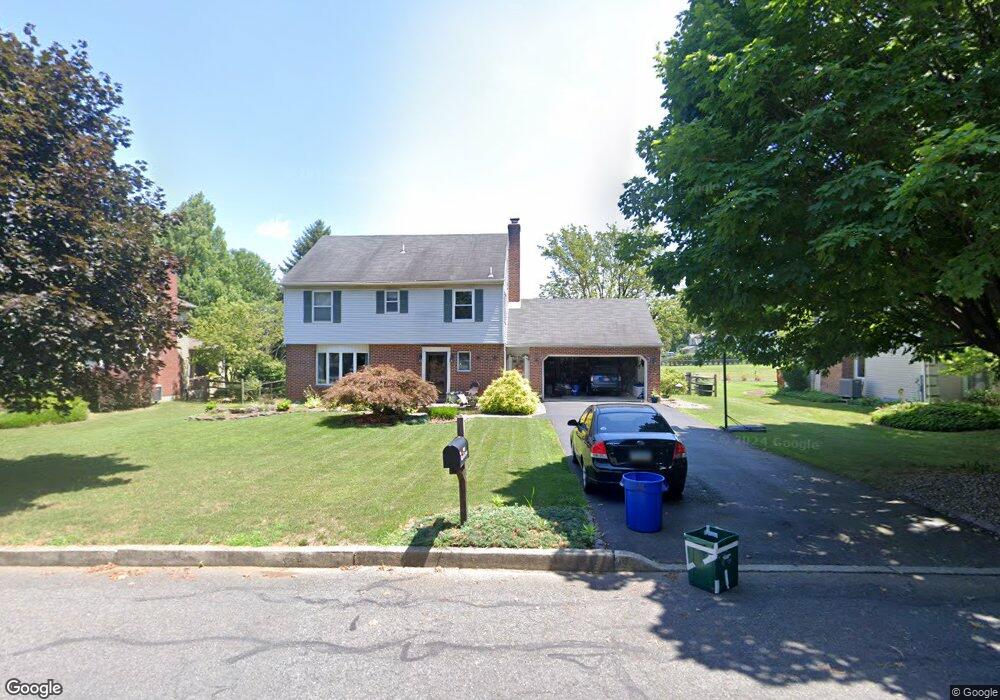 4114 Gloria Ln, Bethlehem, PA 18017 - photo 1