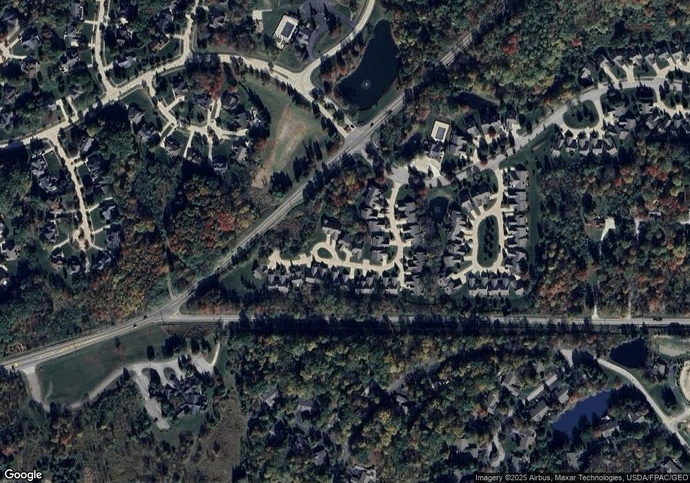 724 Elmwood Point unit 8, Aurora, OH 44202 - photo 1