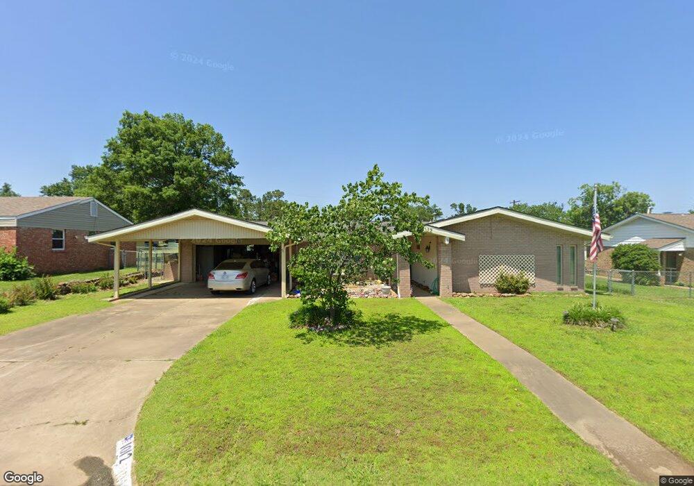 1012 E 11th St, Cushing, OK 74023 - photo 1