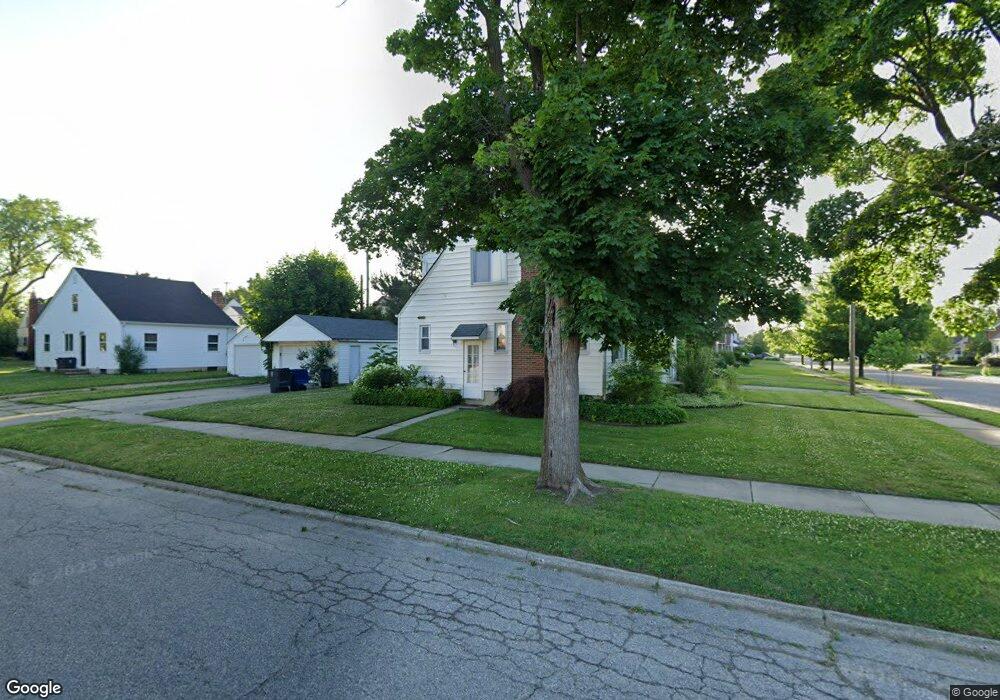 2001 Hills St, Flint, MI 48503 - photo 1