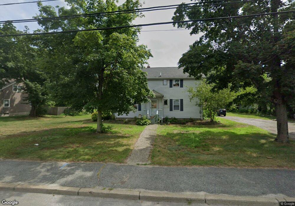 320 Sandy Ln, Warwick, RI 02889 - photo 1