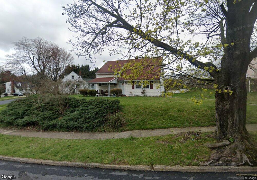 609 Jordan Cir, Whitehall, PA 18052 - photo 1