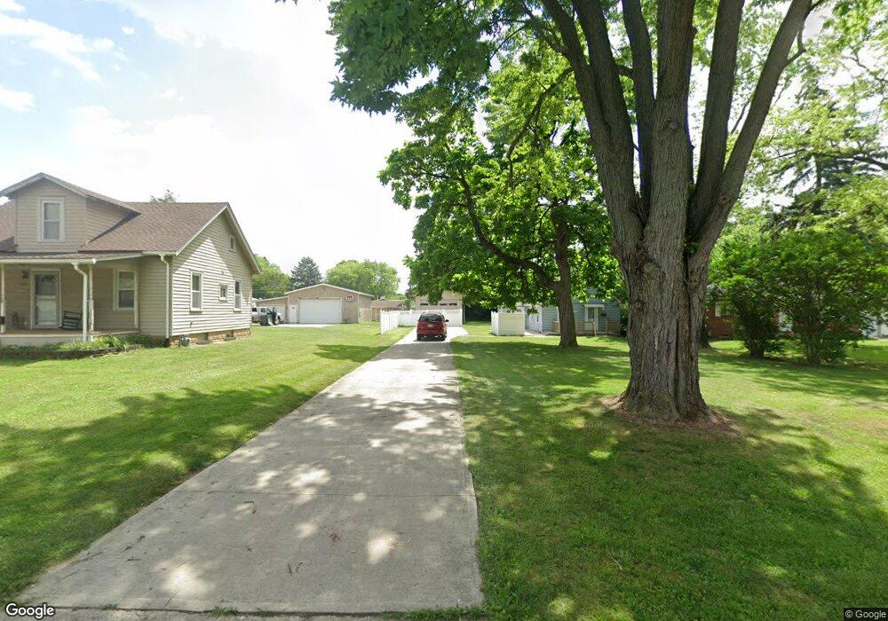 4622 Glenmawr Ave, Columbus, OH 43224 - photo 1