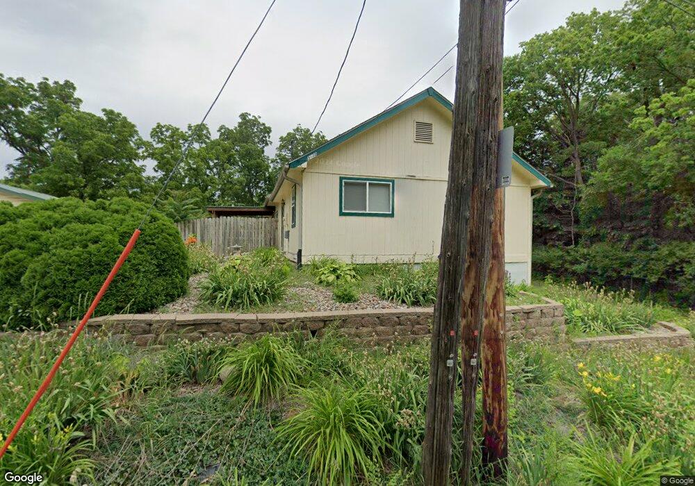 3910 Dubuque Ave, Des Moines, IA 50317 - photo 1