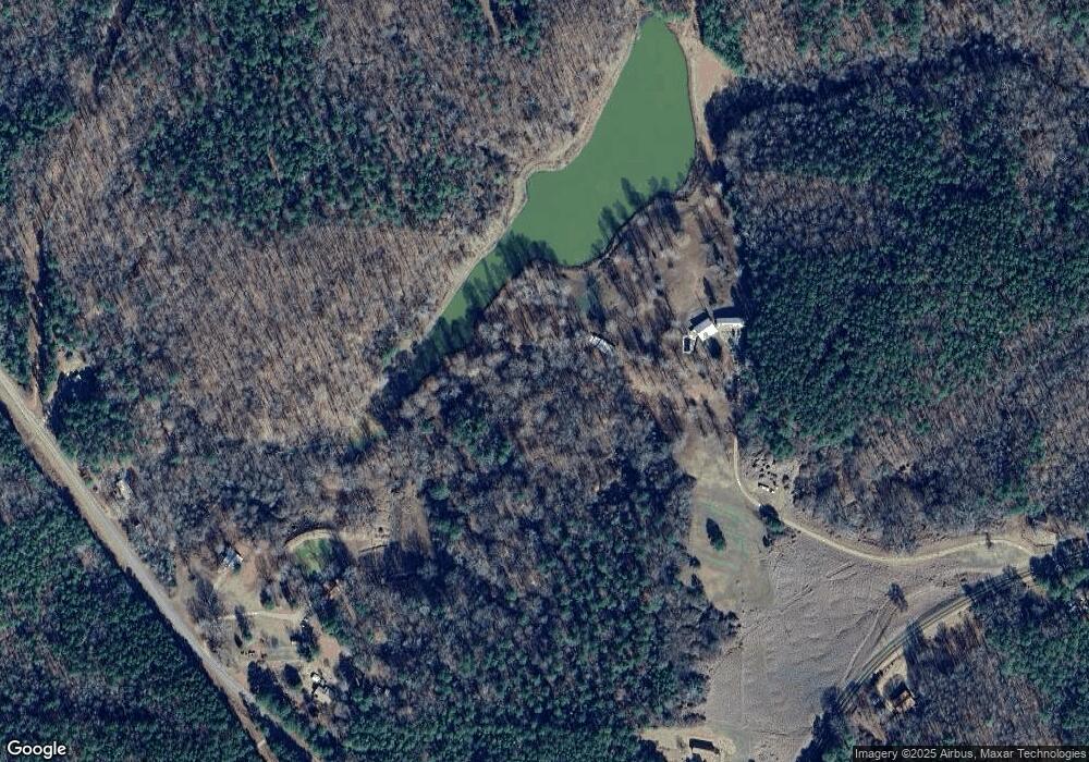 215 Garrett Rd, Lagrange, GA 30240 - photo 1