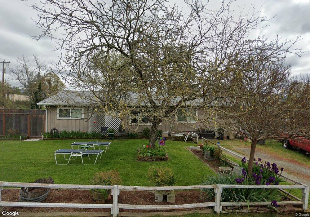 101 SW Hall St, Grants Pass, OR 97526 - photo 1