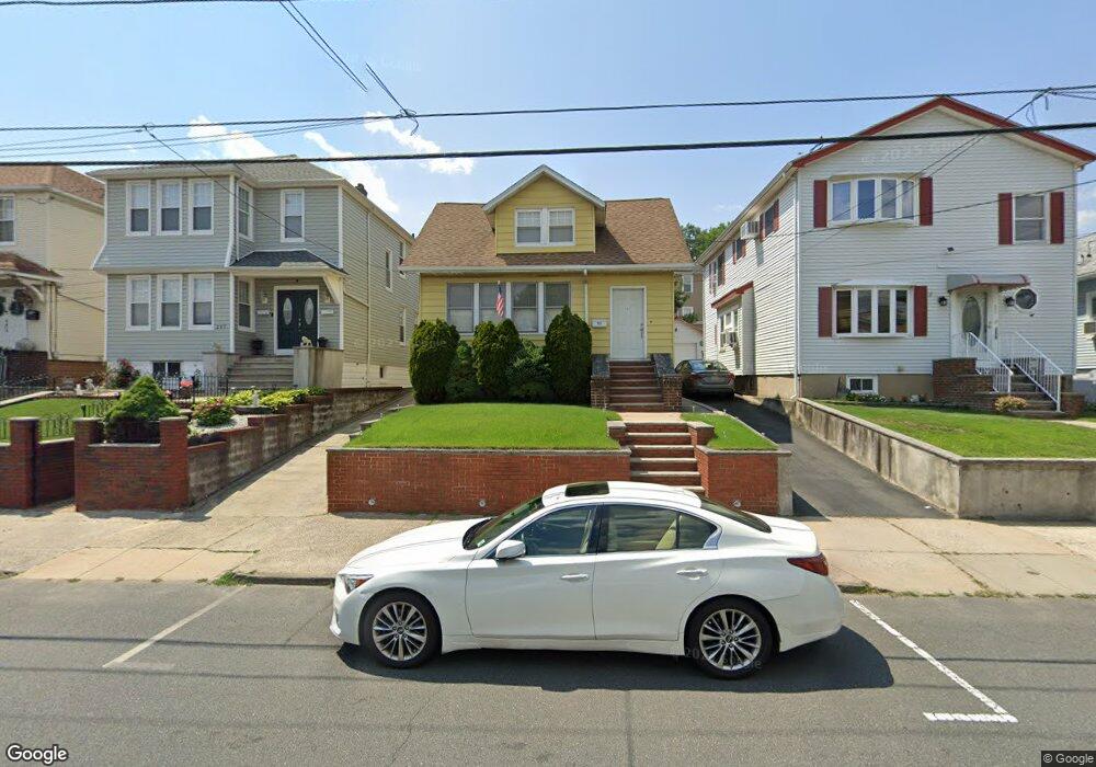 301 Forest St, Kearny, NJ 07032 - photo 1