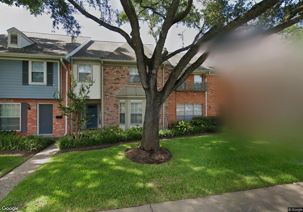 10337 Briar Forest Dr unit 14, Houston, TX 77042 - photo 1