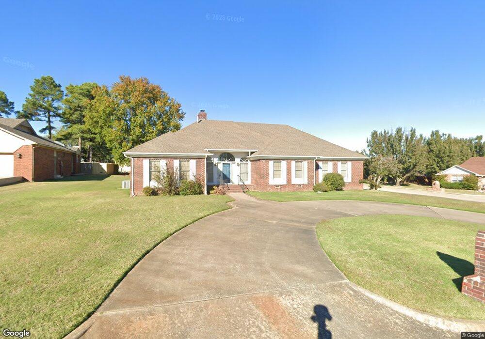 605 Nelson Ln, McAlester, OK 74501 - photo 1