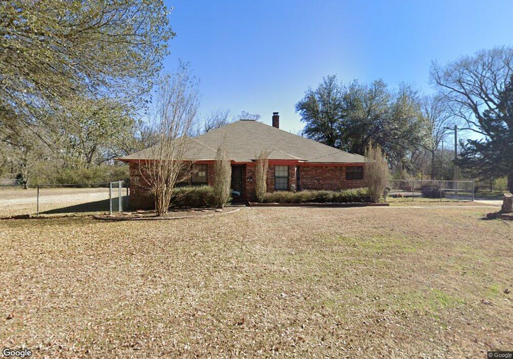 1007 Sulphur St, Texarkana, TX 75501 - photo 1