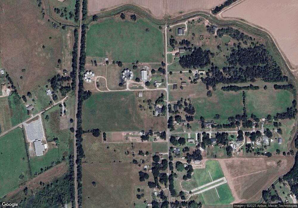 200 N Cedar Vale Rd, Bay City, TX 77414 - photo 1