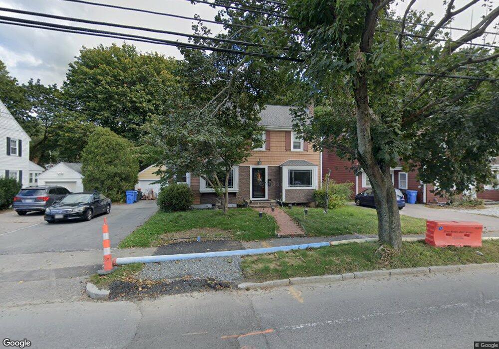 539 Lexington St, Waltham, MA 02452 - photo 1