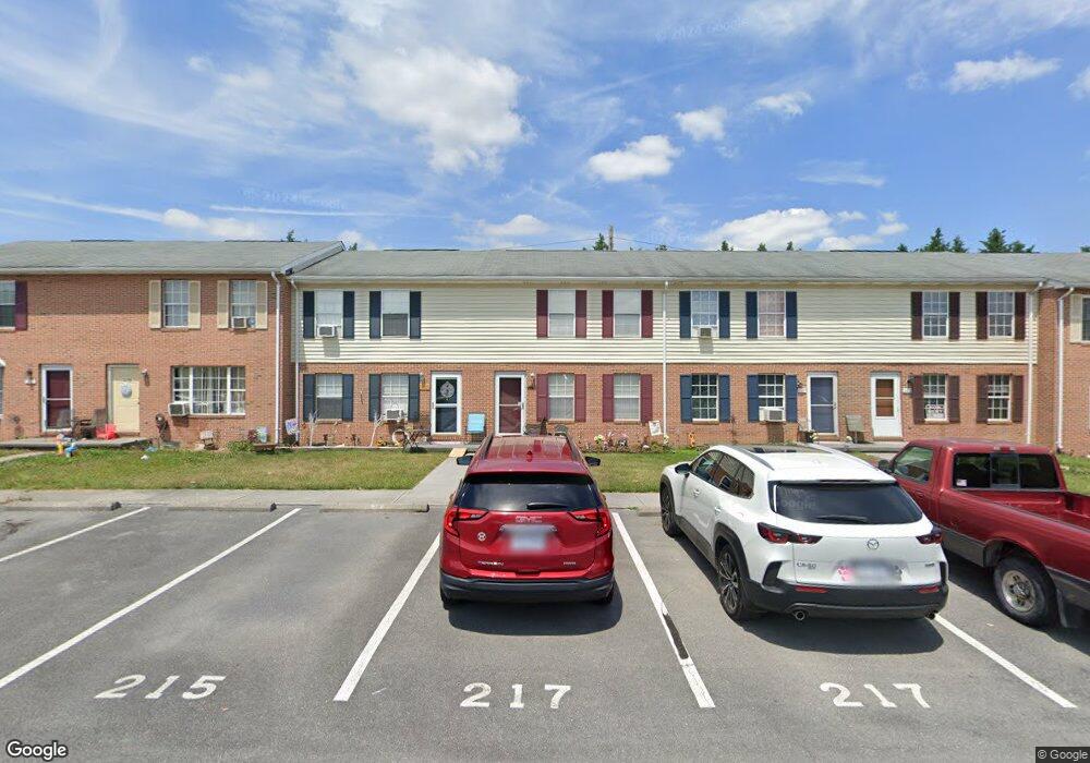 217 Nottoway Dr, Stephens City, VA 22655 - photo 1