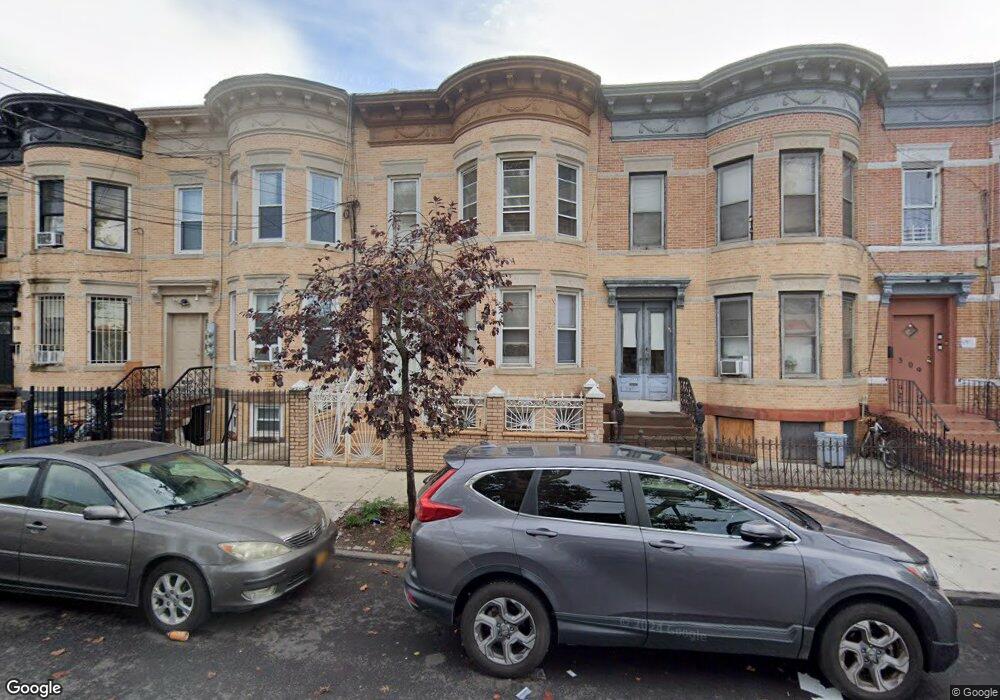 305 Grant Ave unit DE, Brooklyn, NY 11208 - photo 1