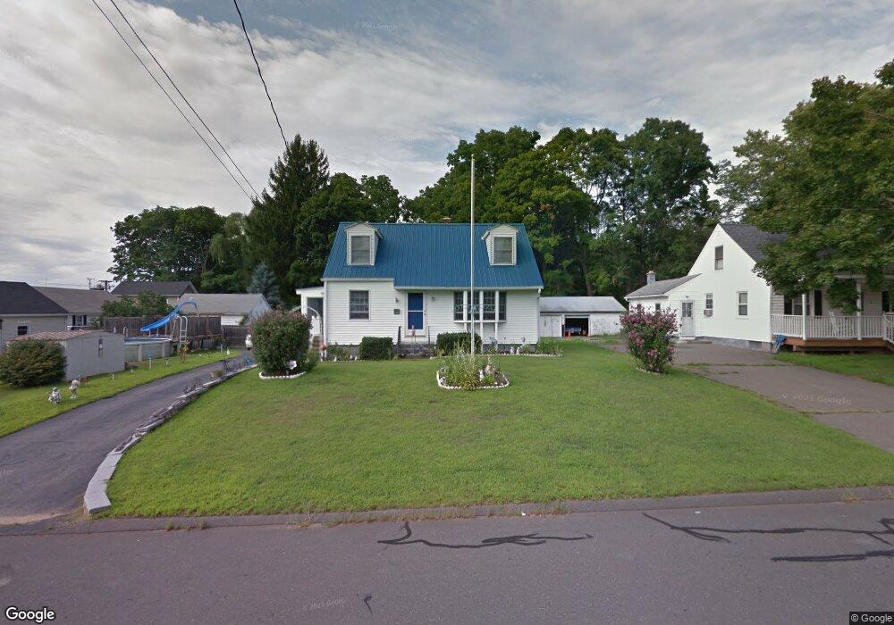 1 Kings Ct, Enfield, CT 06082 - photo 1