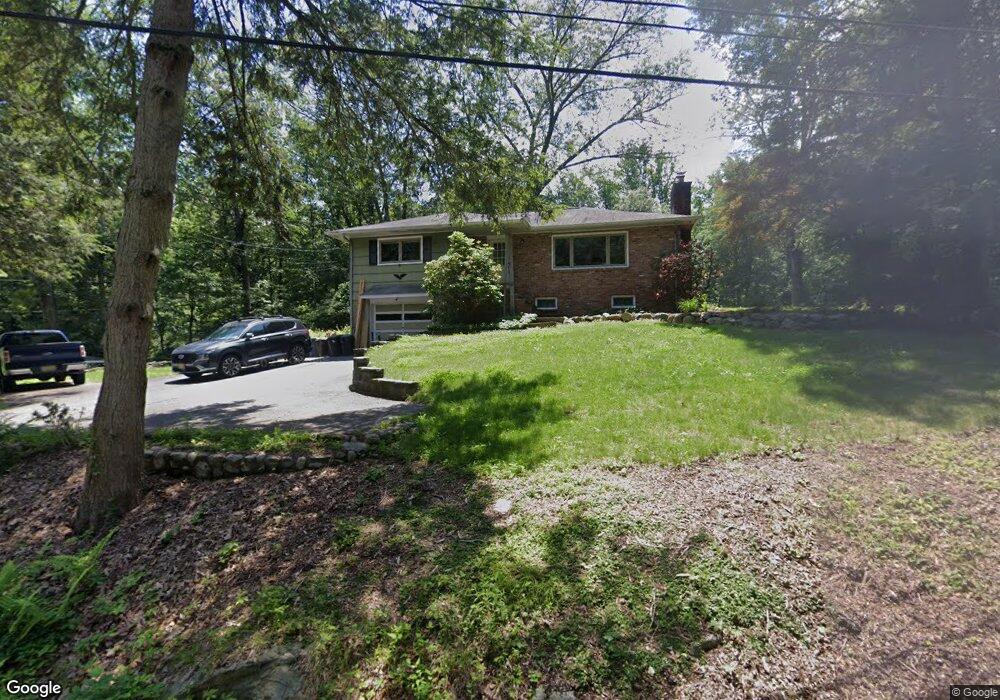 24 Raffman Rd, Bloomingdale, NJ 07403 - photo 1
