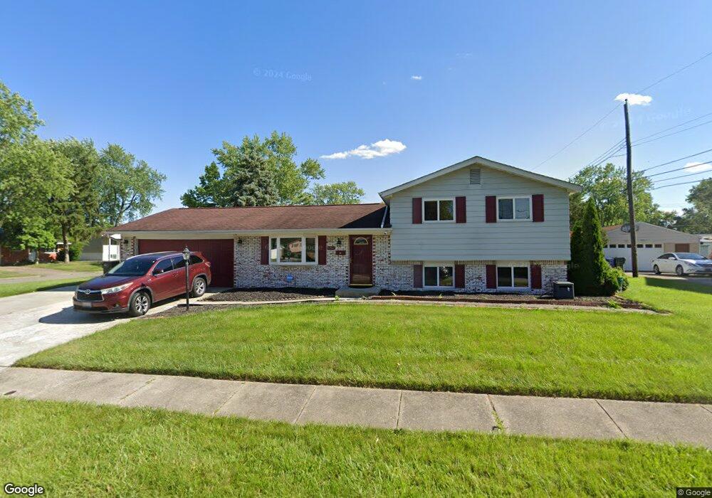 5251 Jameson Dr, Columbus, OH 43232 - photo 1