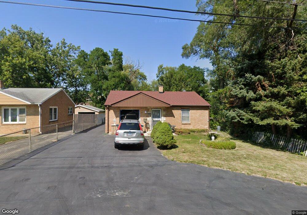 2514 Lucia Ave, Waukegan, IL 60085 - photo 1