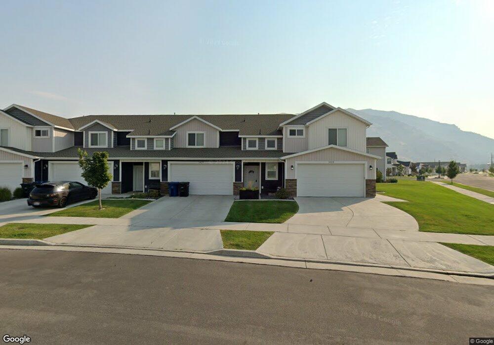 374 S 1440 E unit 29, Hyrum, UT 84319 - photo 1