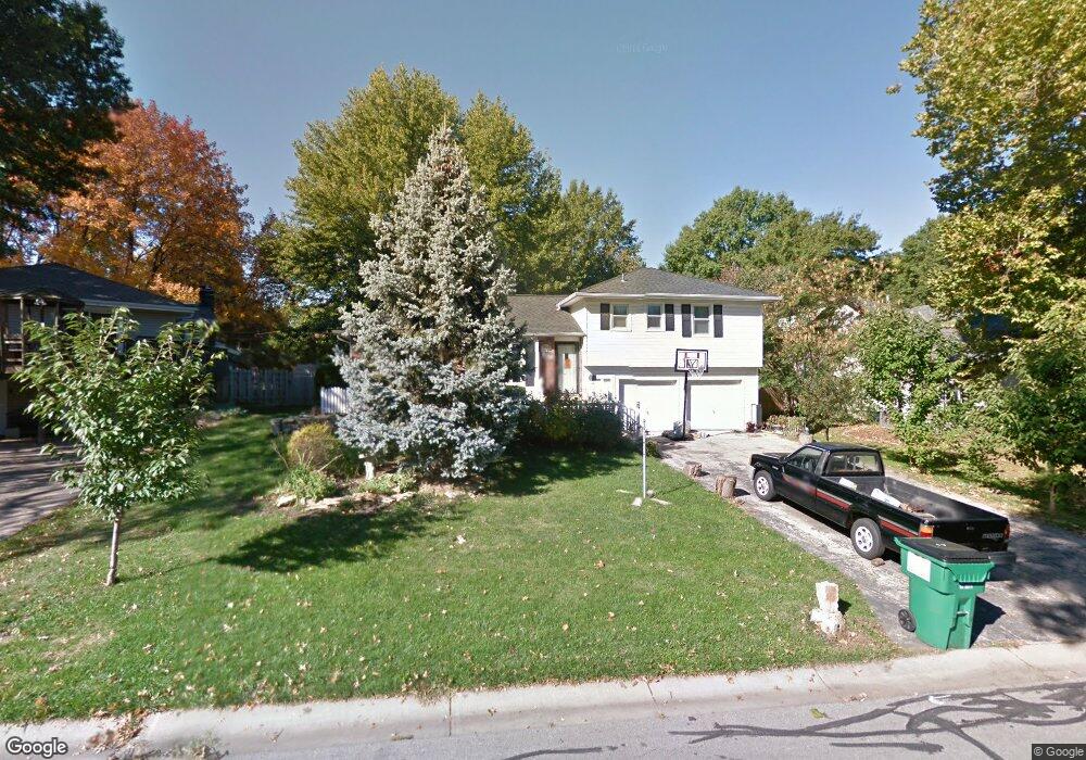 4906 Bond St, Shawnee, KS 66203 - photo 1