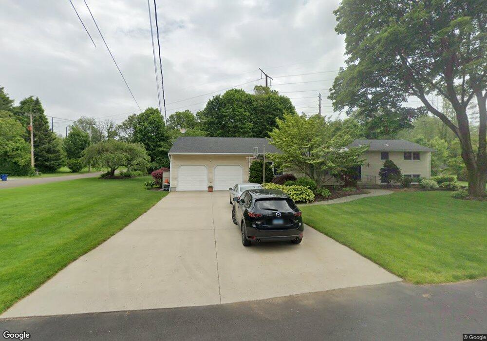 551 Locust Dr, Orange, CT 06477 - photo 1