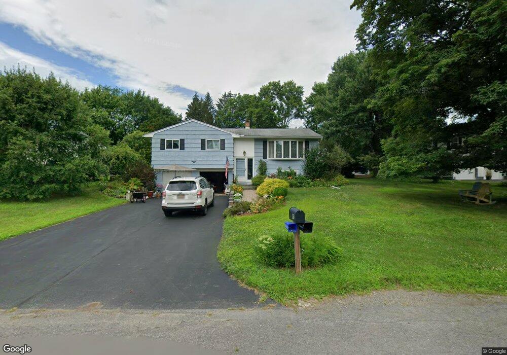 47 Birchwood Dr, Rhinebeck, NY 12572 - photo 1