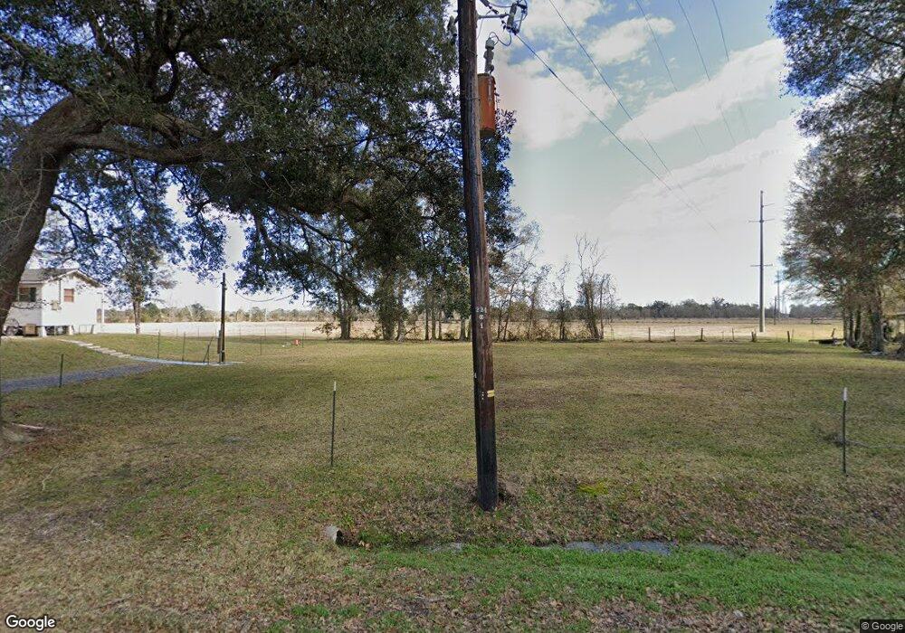 5901 Old La 25, New Iberia, LA 70560 - photo 1