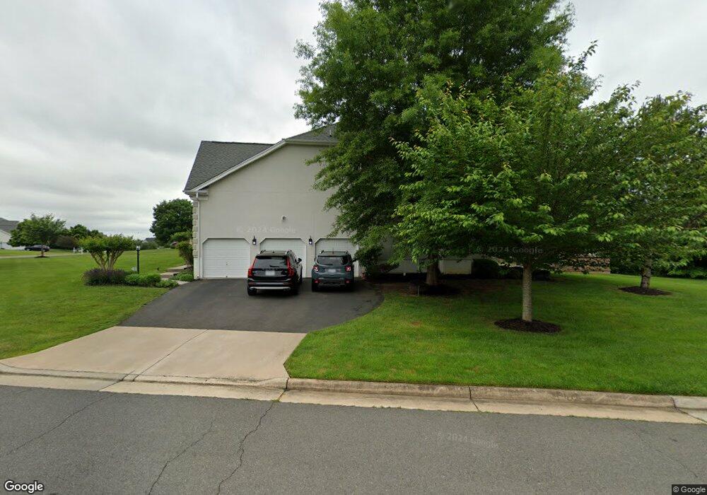 7321 Tucan Ct, Warrenton, VA 20187 - photo 1