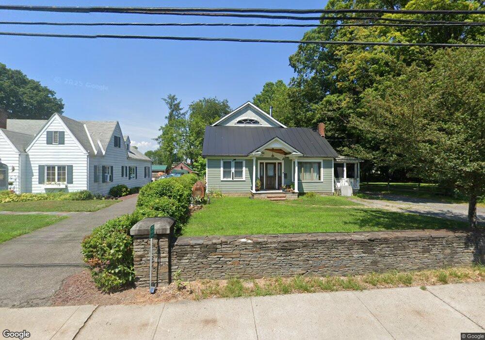 97 W Market St, Red Hook, NY 12571 - photo 1