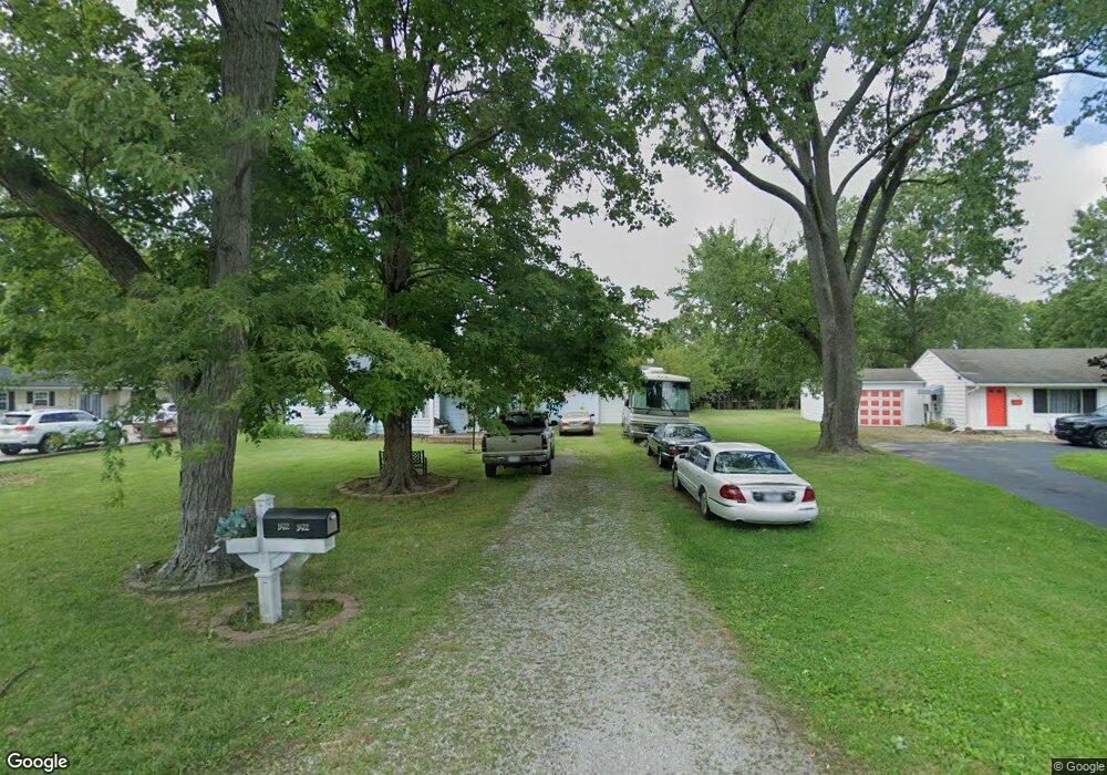 1622 Mccullough Ln, Columbus, IN 47203 - photo 1