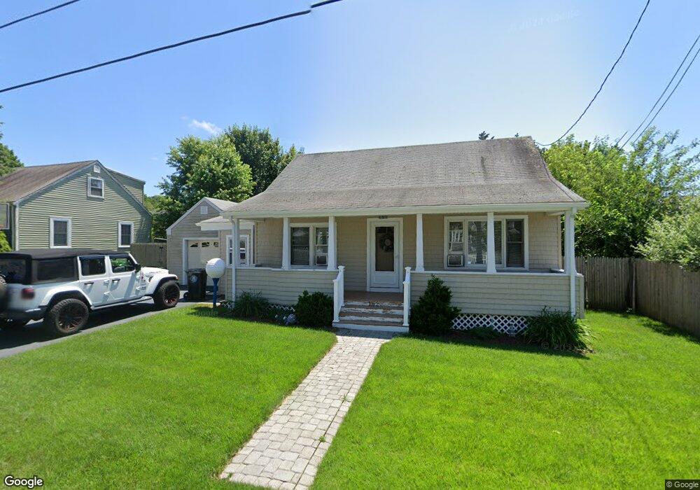 162 Metacomet Ave, Swansea, MA 02777 - photo 1