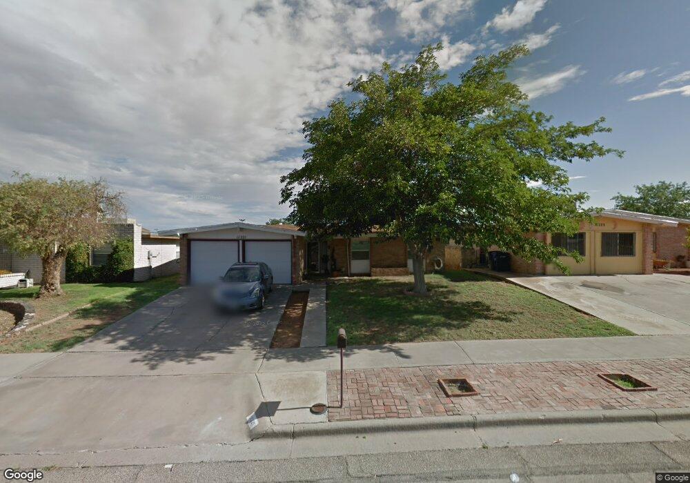 11221 Les Peterson Ln, El Paso, TX 79936 - photo 1