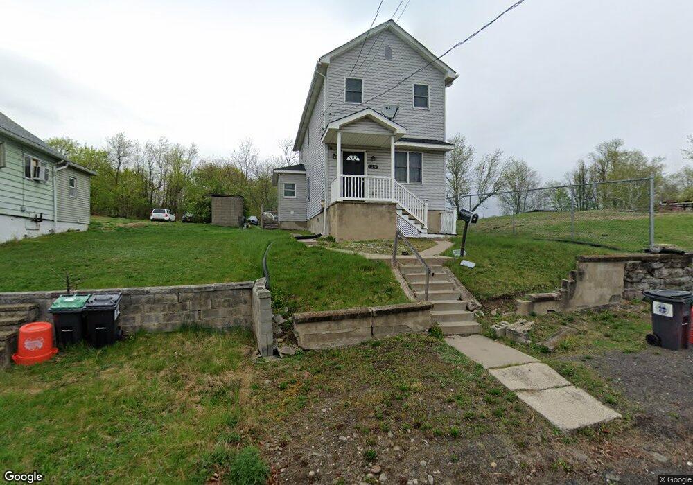 26 Thompson St, Pittston, PA 18640 - photo 1