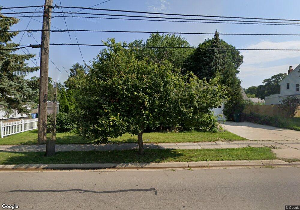 1508 W Willow St, Lansing, MI 48915 - photo 1