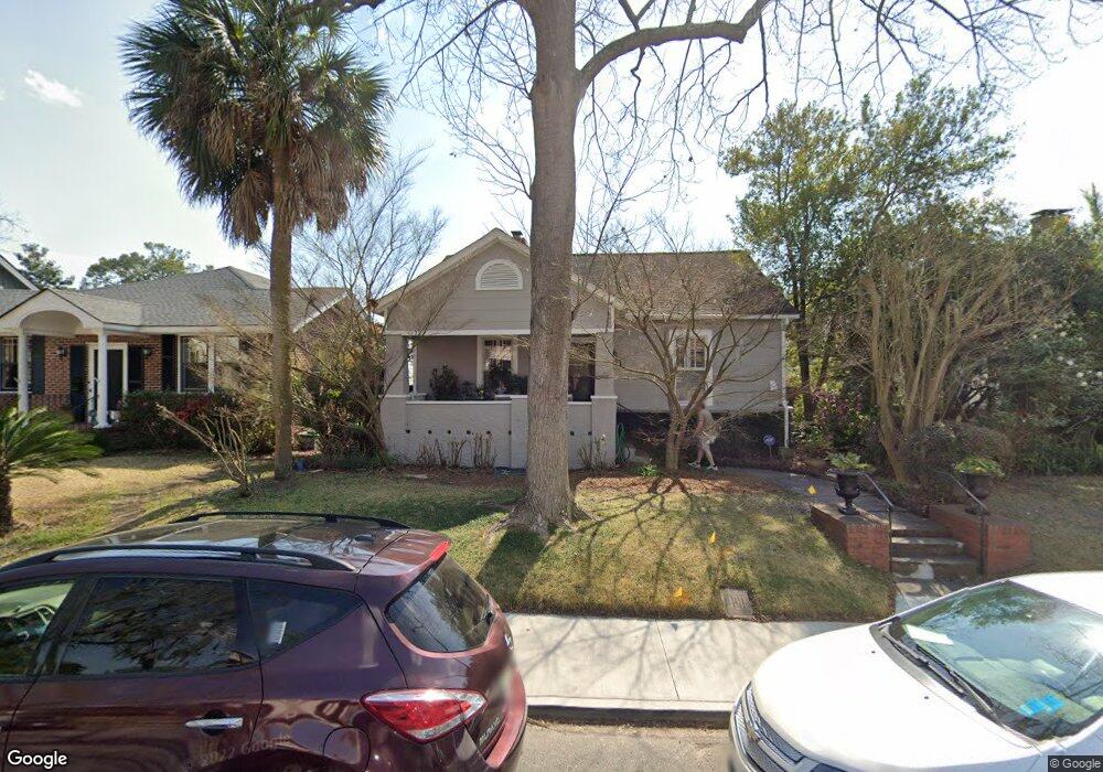 215 E 51st St, Savannah, GA 31405 - photo 1