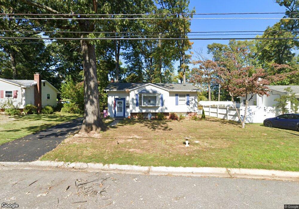 118 Woodland Rd, Gaithersburg, MD 20877 - photo 1