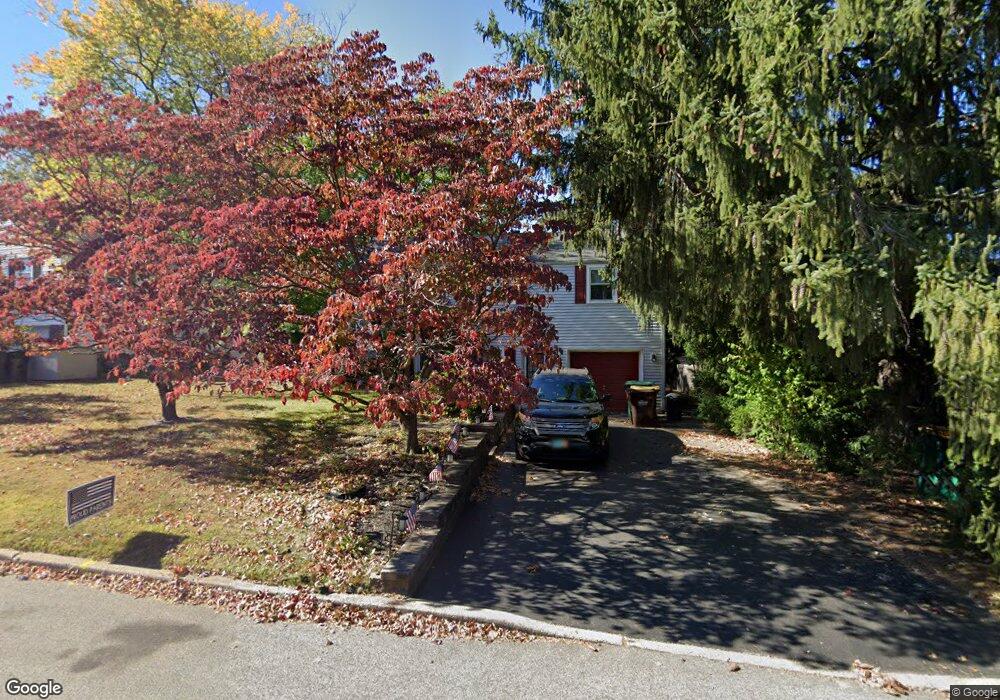 118 Hawthorn Rd, King of Prussia, PA 19406 - photo 1