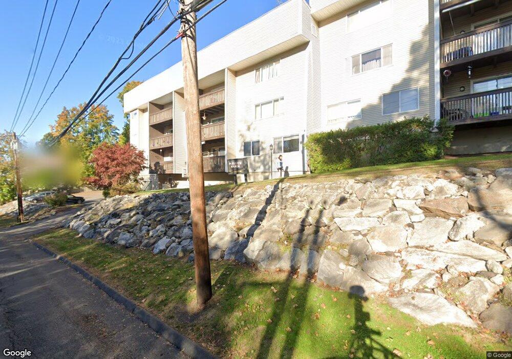 42 Coalpit Hill Rd unit RD, Danbury, CT 06810 - photo 1