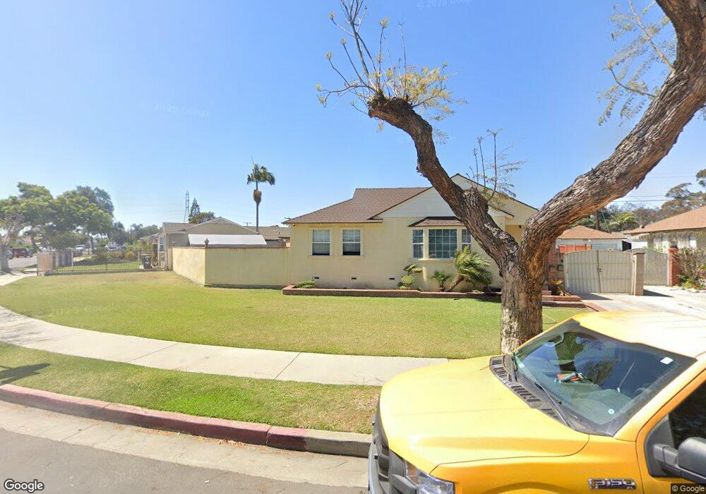 811 E 118th Place, Los Angeles, CA 90059 - photo 1