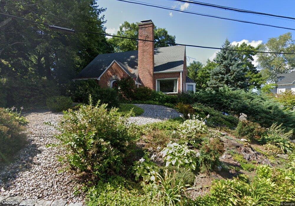 24 Gin Still Ln, West Hartford, CT 06107 - photo 1