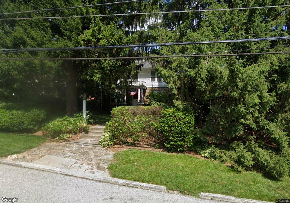 215 N Garfield St, Kennett Square, PA 19348 - photo 1