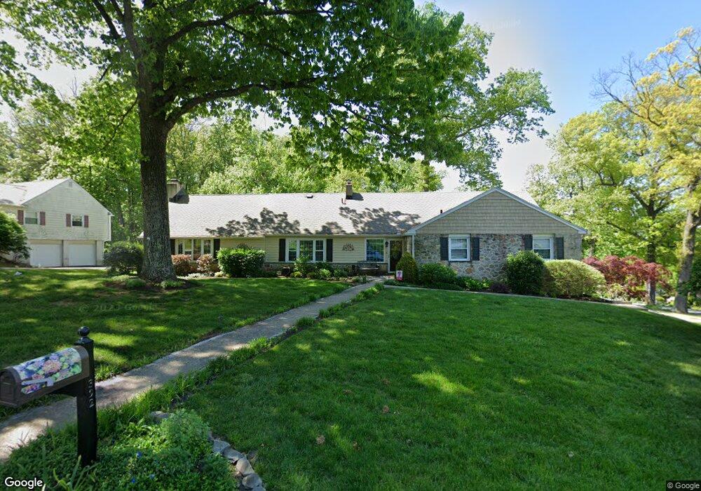 392 Hilltop Rd, Paoli, PA 19301 - photo 1