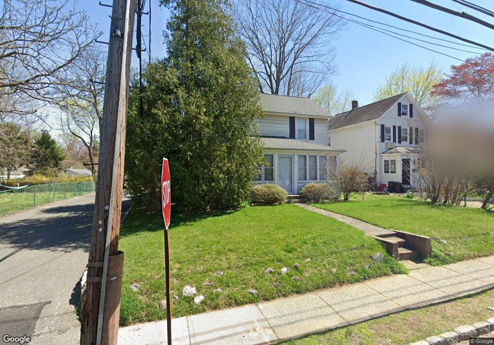 53 Forest Row, Great Neck, NY 11024 - photo 1