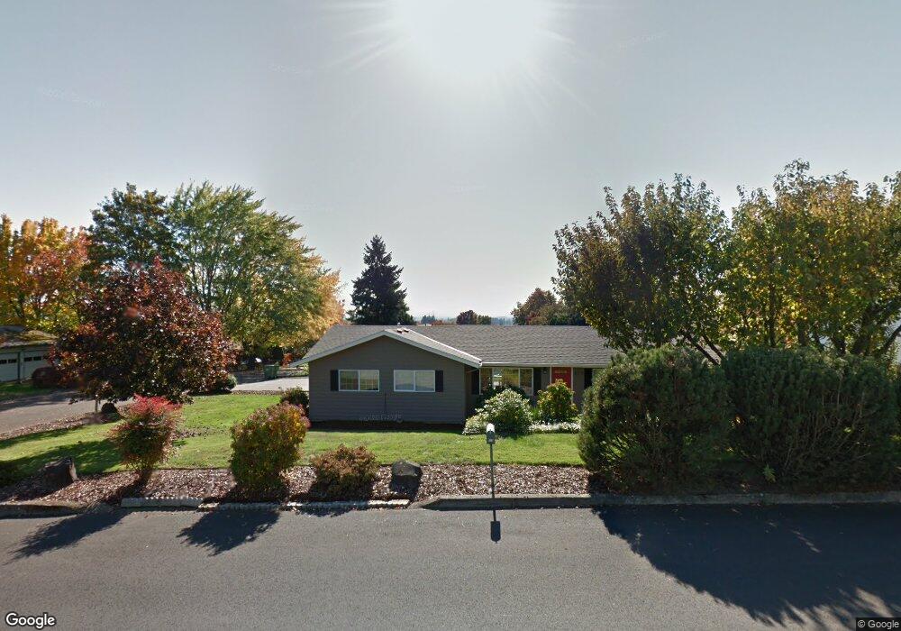 679 SW 1st St, Dundee, OR 97115 - photo 1